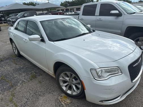 2023 Chrysler 300 Touring