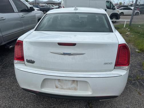 2023 Chrysler 300 Touring