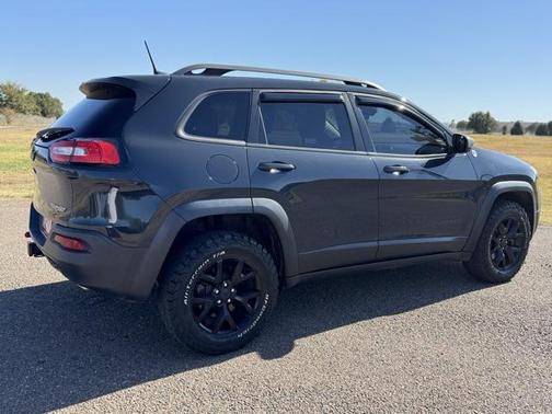 2017 Jeep Cherokee Trailhawk
