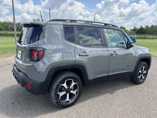 2022 Jeep Renegade Trailhawk