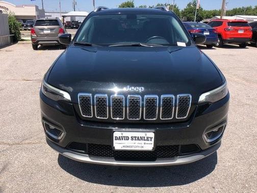 Photo 2 of 21 of 2019 Jeep Cherokee Limited