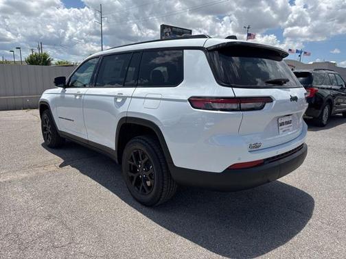 2025 Jeep Grand Cherokee L Altitude