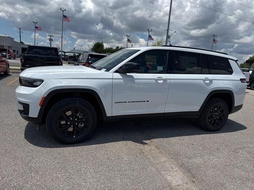 2025 Jeep Grand Cherokee L Altitude