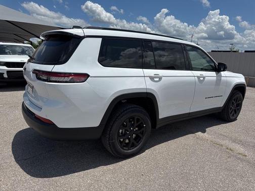 2025 Jeep Grand Cherokee L Altitude