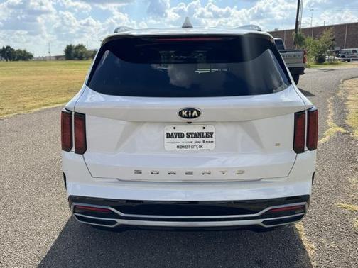 2021 Kia Sorento S