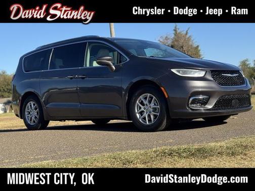 2021 Chrysler Pacifica Touring L