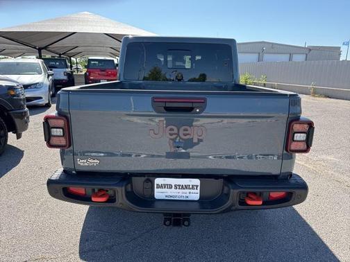 2025 Jeep Gladiator Mojave X