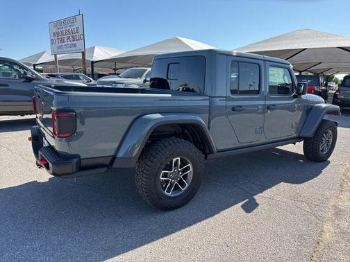 2025 Jeep Gladiator Mojave X