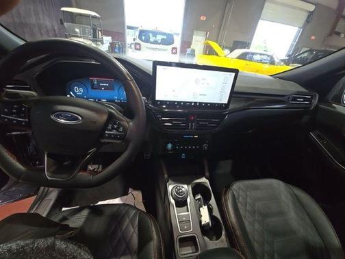 Gray Metallic 2023 Ford Escape ST-Line Elite