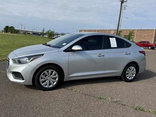 2021 Hyundai Accent SE
