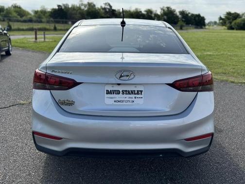 2021 Hyundai Accent SE