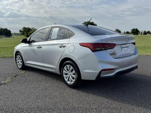 2021 Hyundai Accent SE