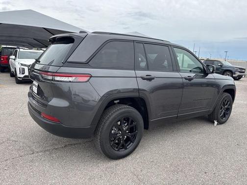 2025 Jeep Grand Cherokee Altitude
