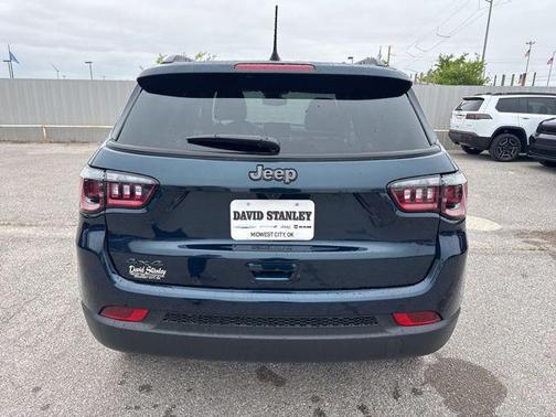Fathom Blue Pearl Coat 2026 Jeep Compass Latitude