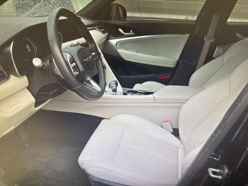 2024 Genesis G70 2.5T RWD