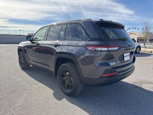 2025 Jeep Grand Cherokee Altitude