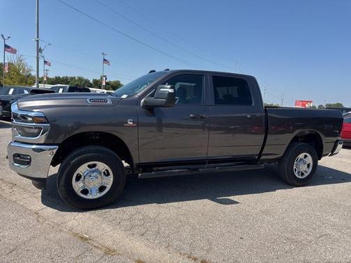 2026 RAM 2500 Tradesman Crew Cab 4x4 6'4' Box
