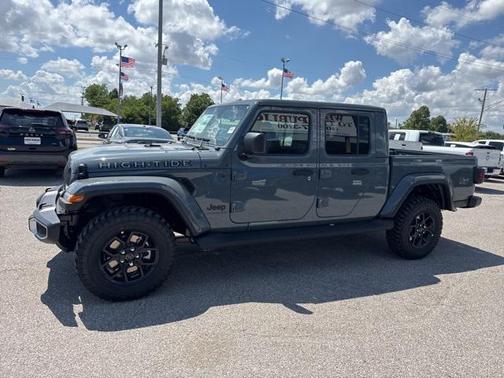 2025 Jeep Gladiator Sport