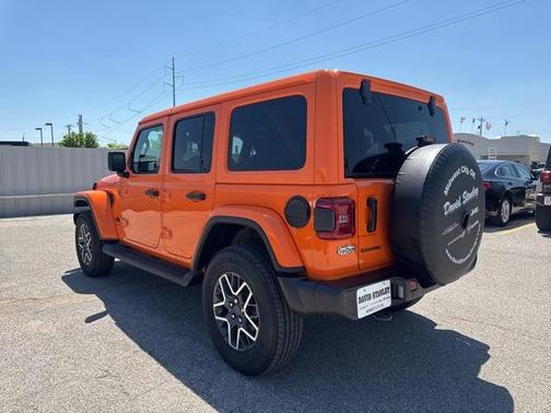 2025 Jeep Wrangler 4-Door Sahara 4x4