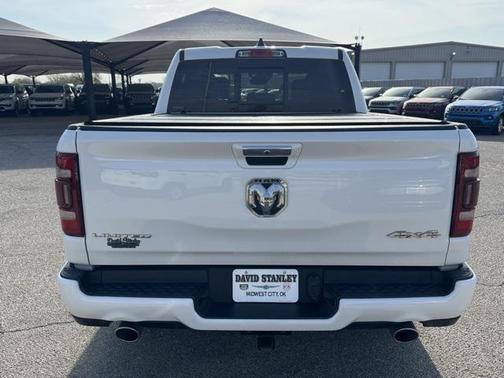Ivory White Tri-Coat Pearlcoat 2021 RAM 1500 Limited