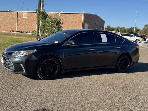 2018 Toyota Avalon XLE