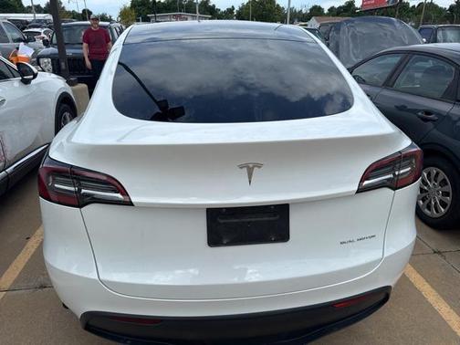 2023 Tesla Model Y Long Range Dual Motor All-Wheel Drive