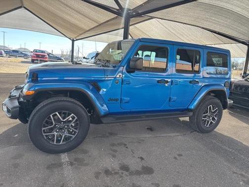 2026 Jeep Wrangler 4-Door Sahara 4x4