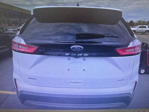 Oxford White 2024 Ford Edge SEL