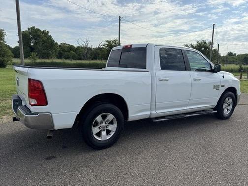 2019 RAM 1500 SLT