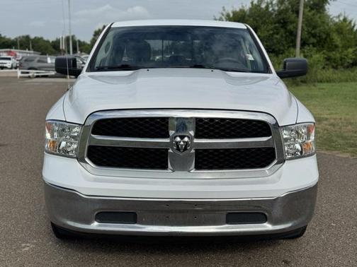 2019 RAM 1500 SLT