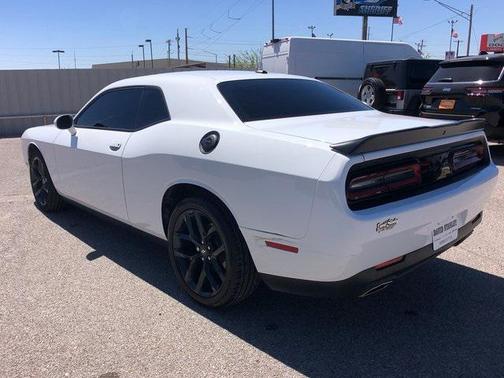 2022 Dodge Challenger SXT
