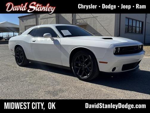 2022 Dodge Challenger SXT