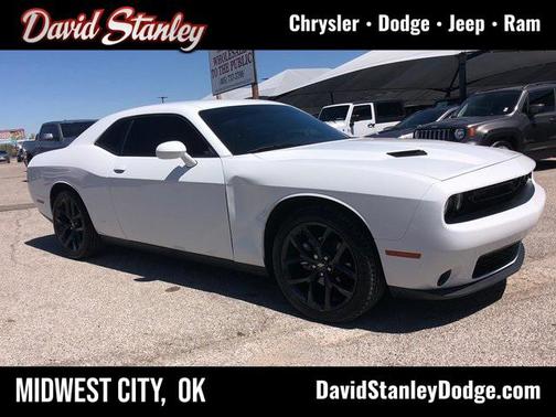2022 Dodge Challenger SXT