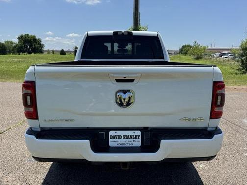 2024 RAM 2500 Limited Crew Cab 4x4 6'4' Box