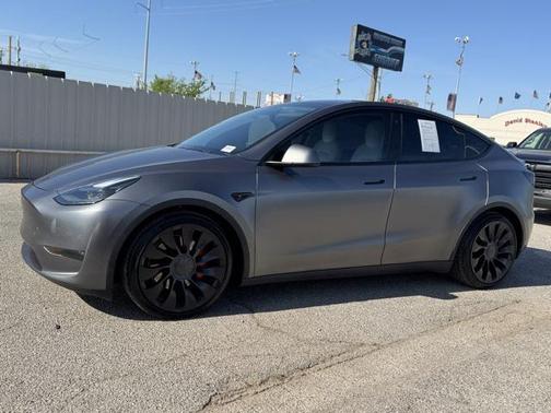2022 Tesla Model Y Performance Dual Motor All-Wheel Drive