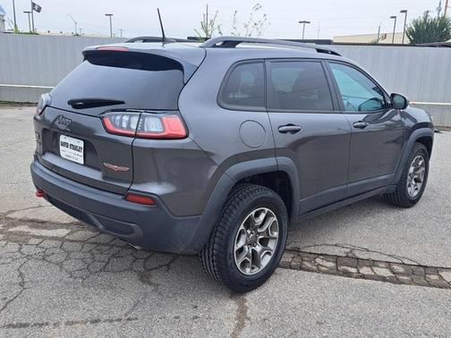 2021 Jeep Cherokee Trailhawk