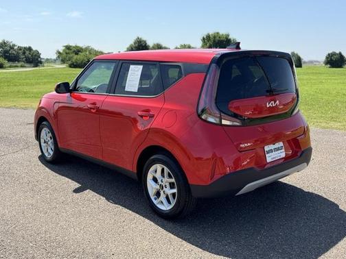 2024 Kia Soul LX
