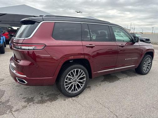 2025 Jeep Grand Cherokee L Summit Reserve