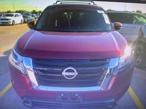 2023 Nissan Pathfinder SV FWD