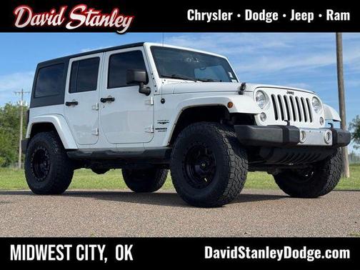 Bright White Clearcoat 2015 Jeep Wrangler Unlimited Sahara