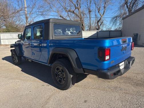 2026 Jeep Gladiator Sport