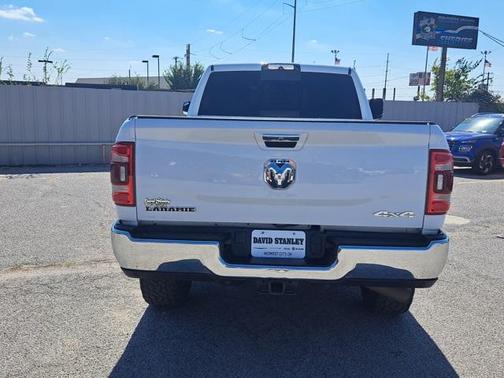 2021 RAM 2500 Laramie Crew Cab 4x4 6'4' Box