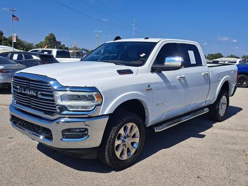 2021 RAM 2500 Laramie Crew Cab 4x4 6'4' Box