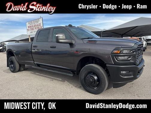 2026 RAM 3500 Tradesman Crew Cab 4x4 8' Box