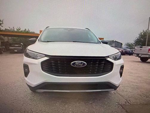 Oxford White 2024 Ford Escape Active