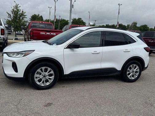 Oxford White 2024 Ford Escape Active