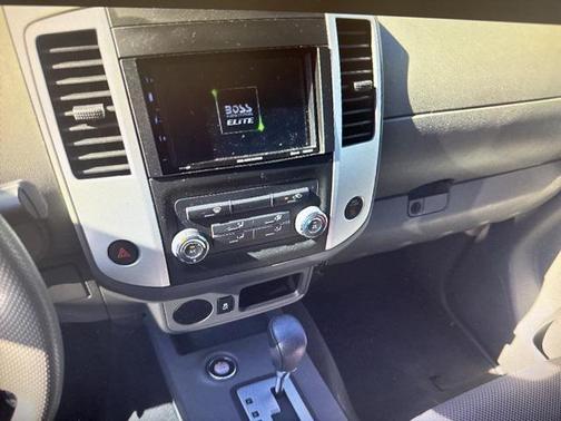 2021 Nissan Frontier SV