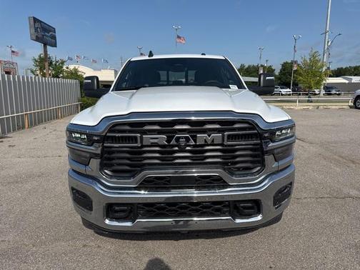 2025 RAM 2500 Tradesman Crew Cab 4x4 6'4' Box