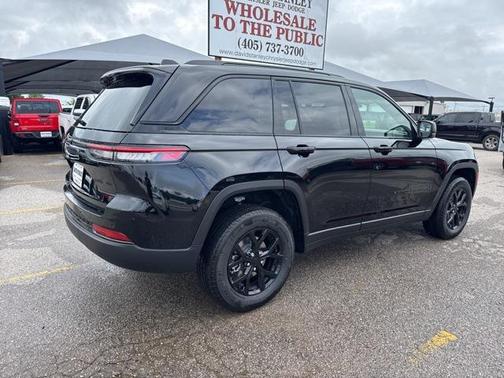 2025 Jeep Grand Cherokee Altitude