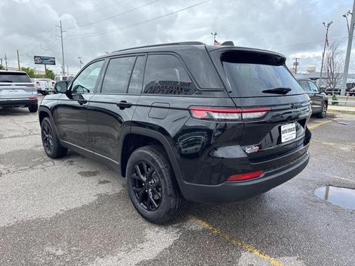 2025 Jeep Grand Cherokee Altitude